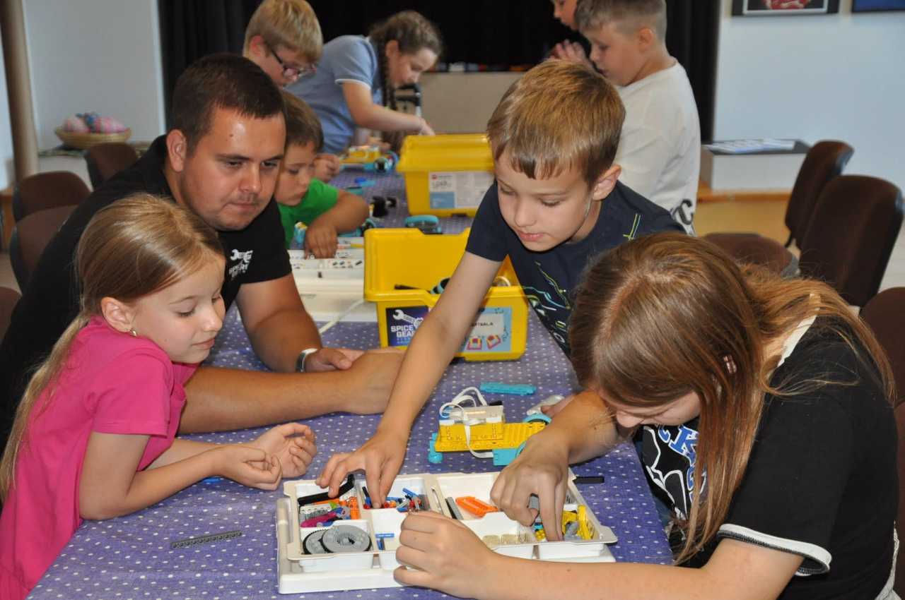 Letnie warsztaty Lego robotyczne