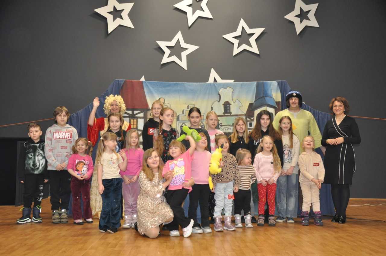 Spektakl teatralny dla dzieci i młodzieży "Złota Kaczka"