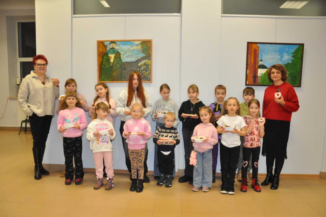 Zajęcia feryjne Mały Kucharz - Dekorowanie pierniczków